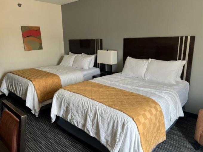American Inn And Suites Houghton Lake Dış mekan fotoğraf