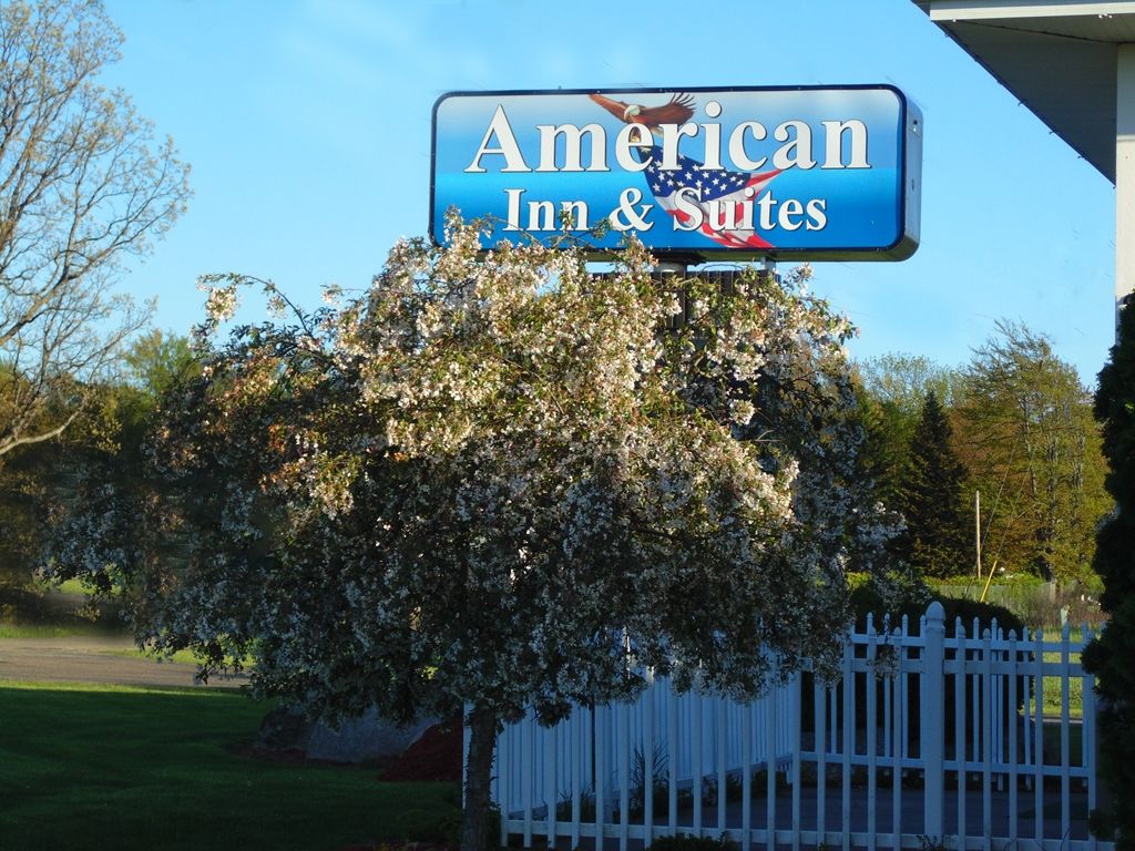 American Inn And Suites Houghton Lake Dış mekan fotoğraf
