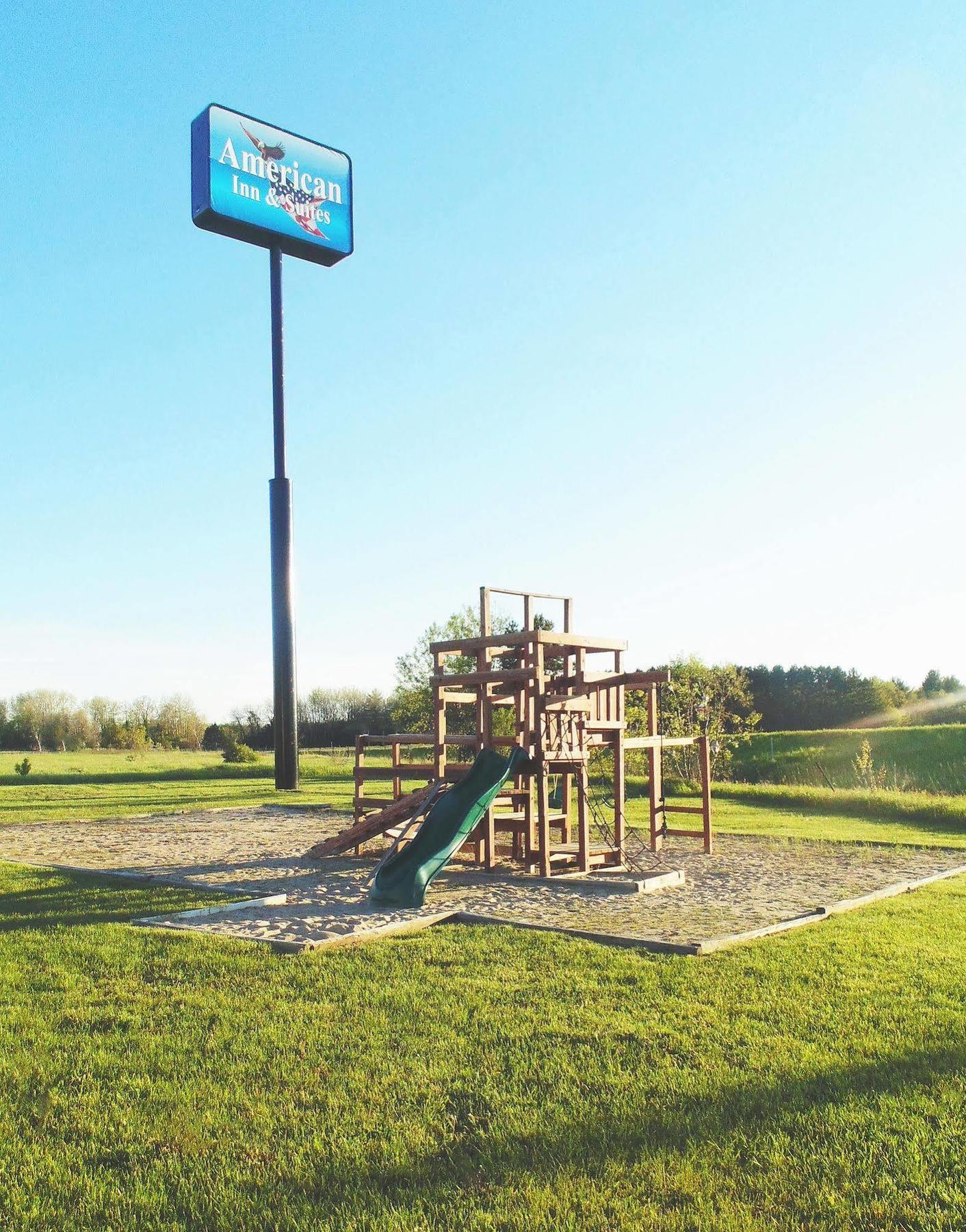 American Inn And Suites Houghton Lake Dış mekan fotoğraf